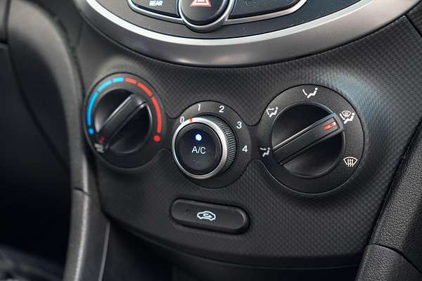 2018 Hyundai Accent Sport RB6