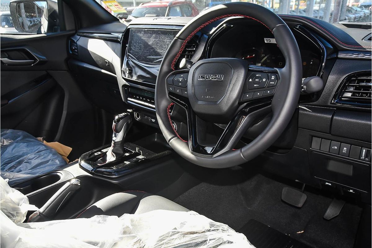 2025 Isuzu D-MAX X-TERRAIN 4X4