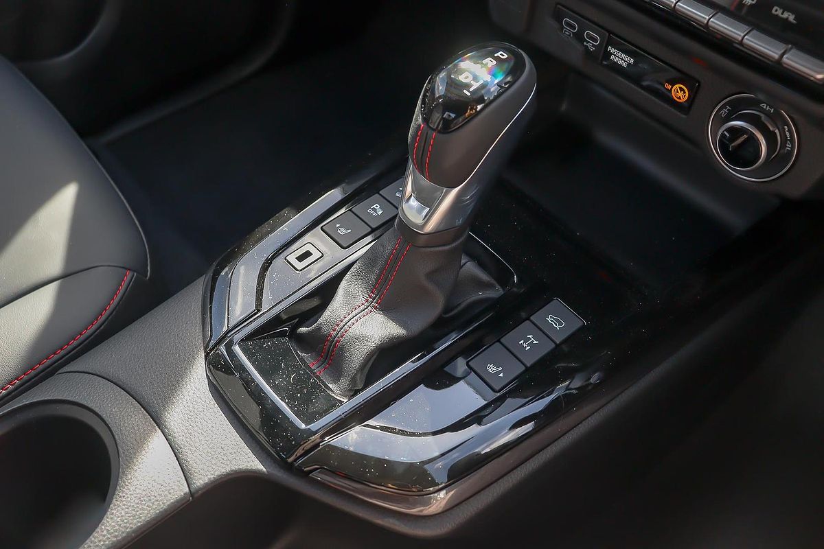 2025 Isuzu D-MAX X-TERRAIN 4X4