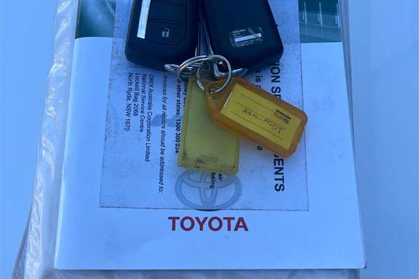 2019 Toyota Hilux SR GUN126R 4X4