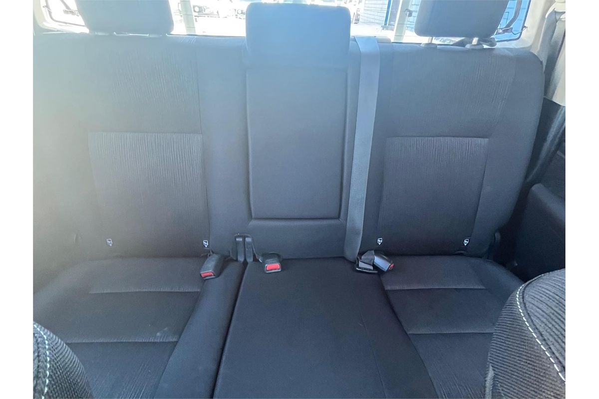 2019 Toyota Hilux SR GUN126R 4X4