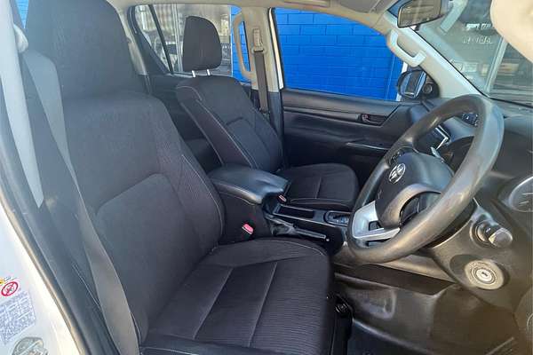 2019 Toyota Hilux SR GUN126R 4X4