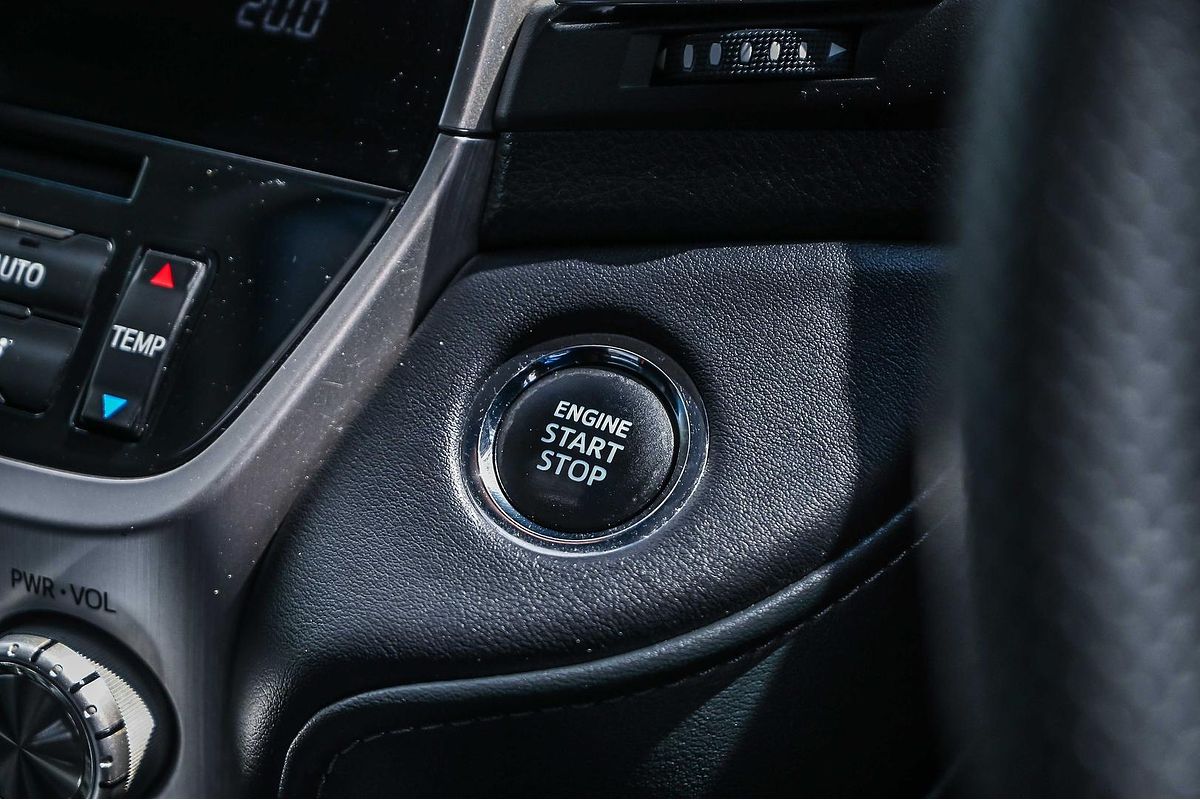 2016 Toyota Landcruiser Sahara VDJ200R