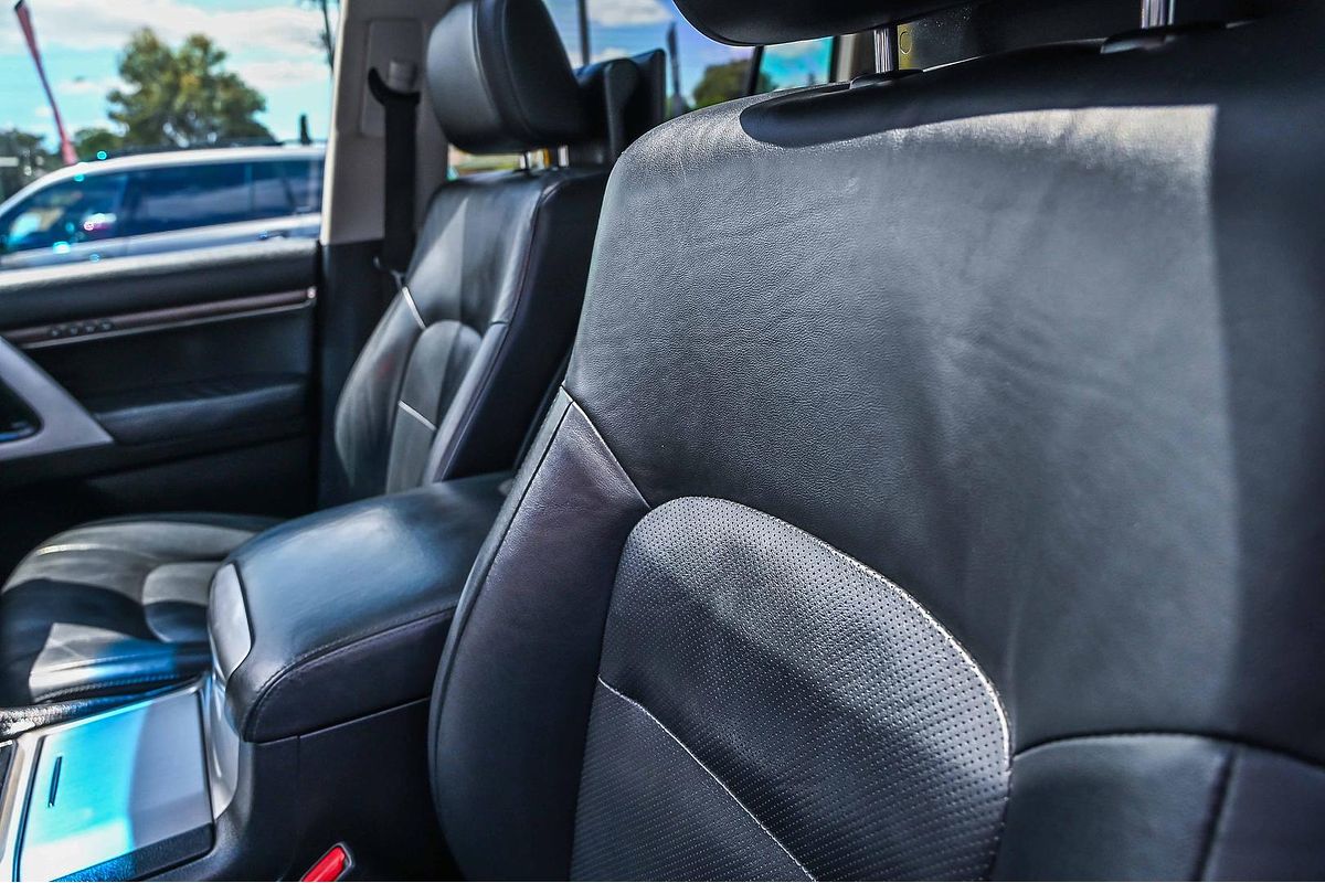 2016 Toyota Landcruiser Sahara VDJ200R