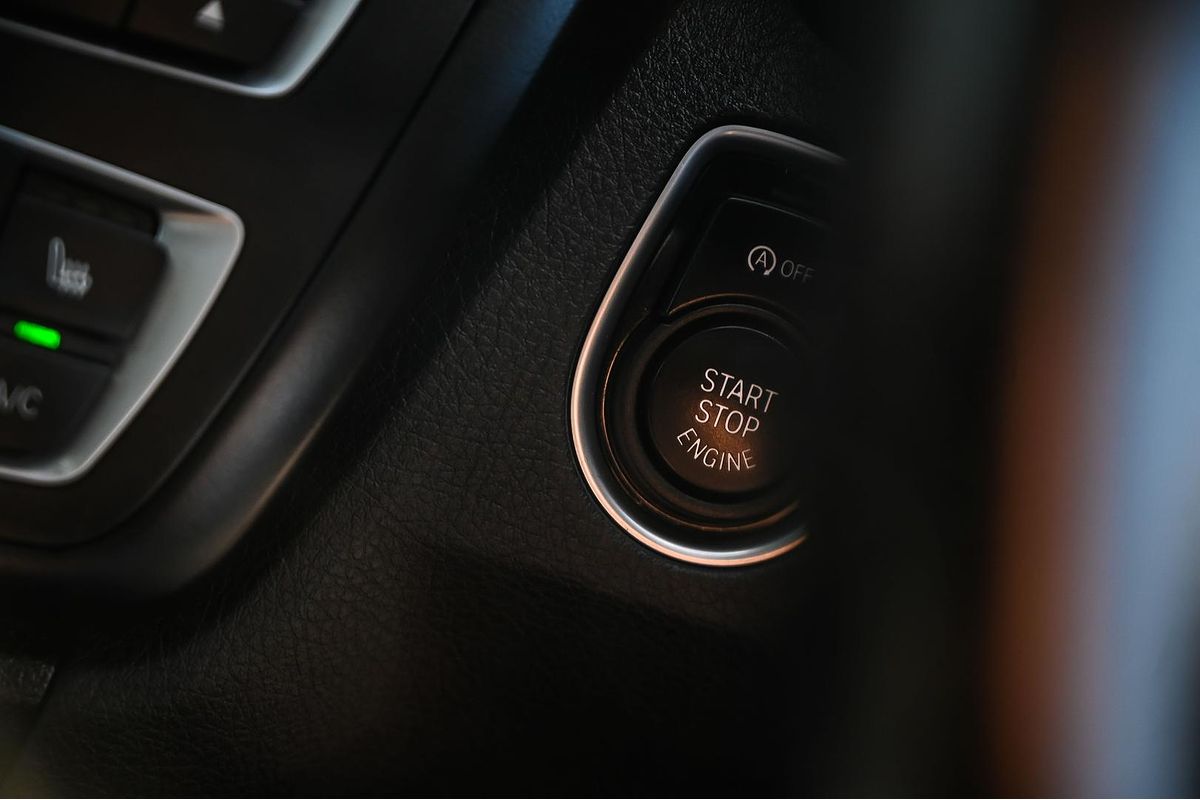 2014 BMW 3 Series 328i Sport Line F30