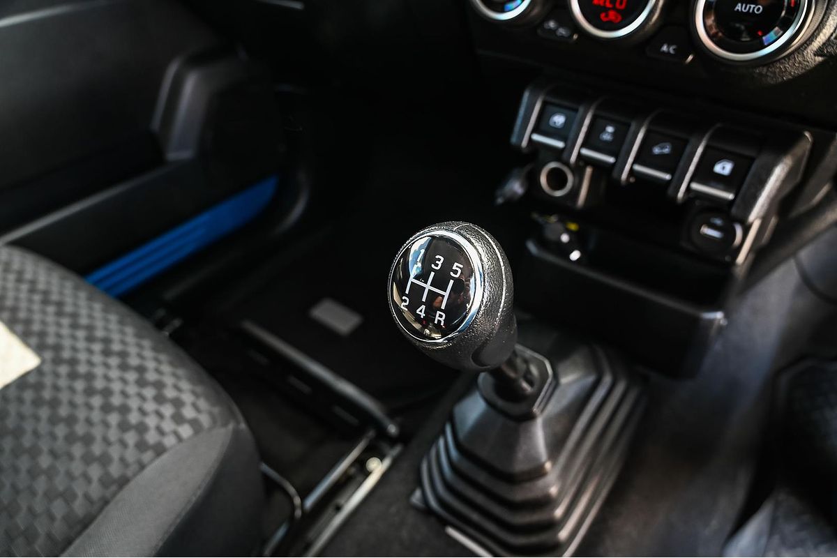 2022 Suzuki Jimny GLX GJ