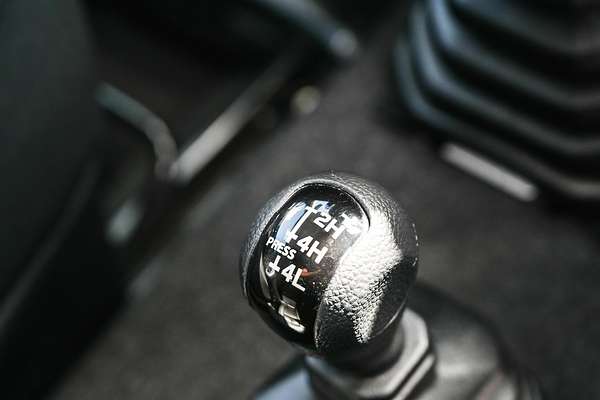 2022 Suzuki Jimny GLX GJ