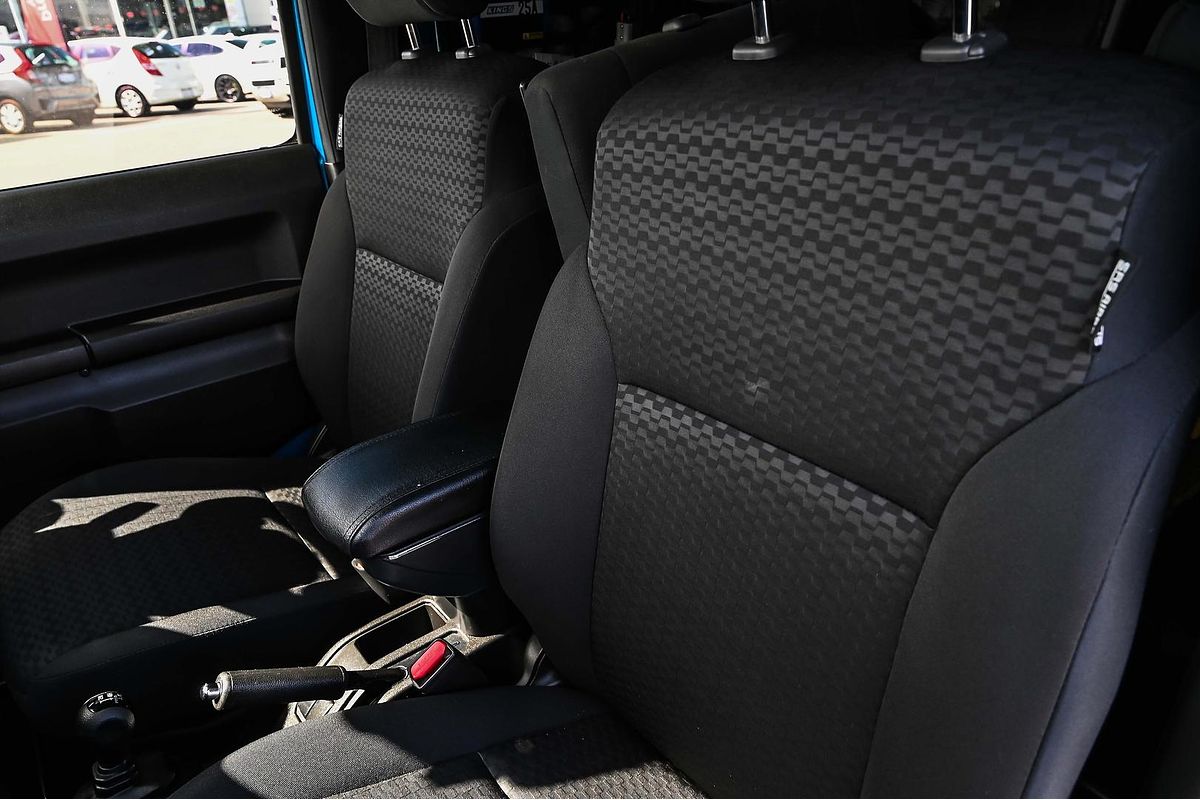 2022 Suzuki Jimny GLX GJ