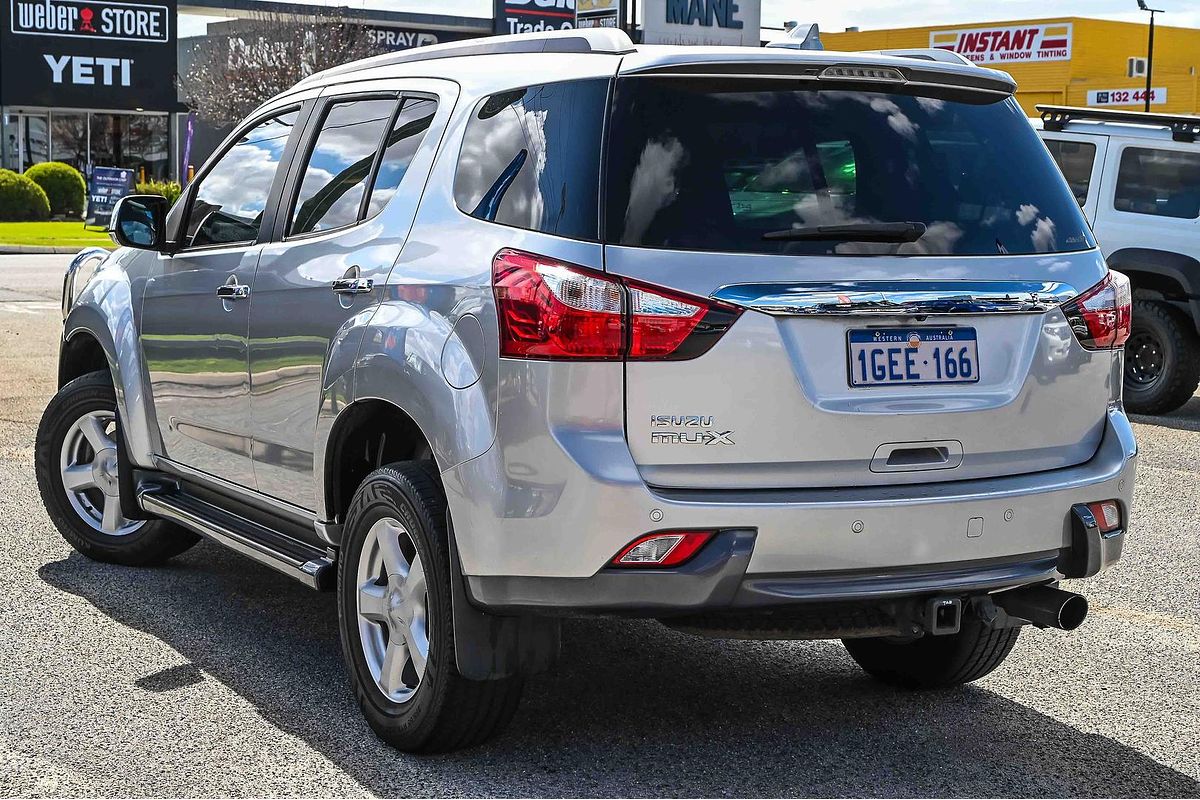 2015 Isuzu MU-X LS-T