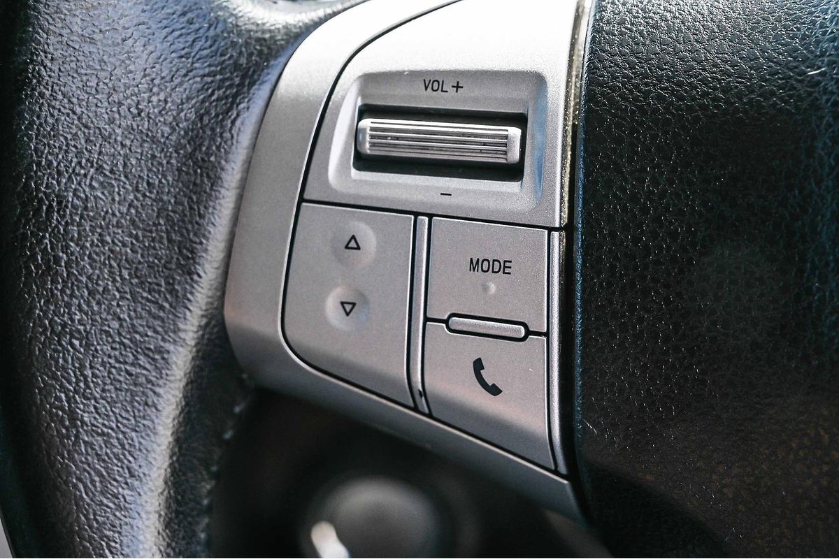 2015 Isuzu MU-X LS-T