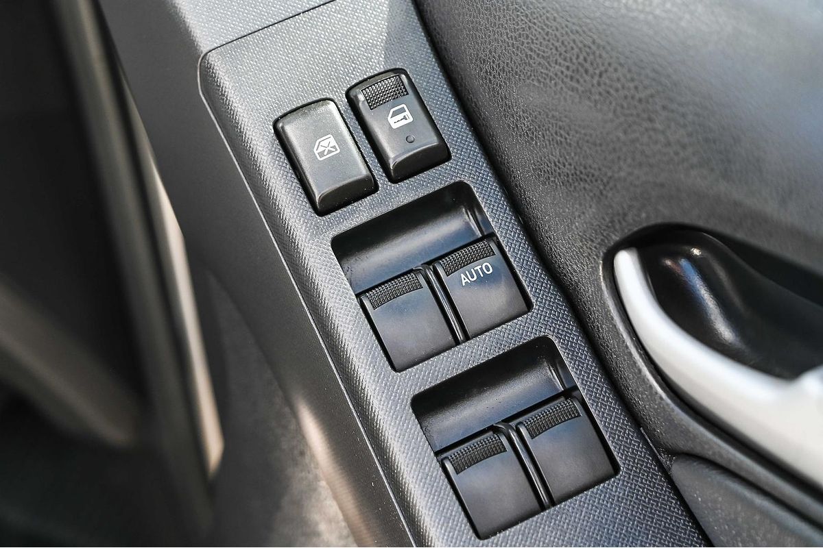 2015 Isuzu MU-X LS-T