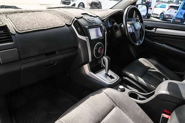 2015 Isuzu MU-X LS-T