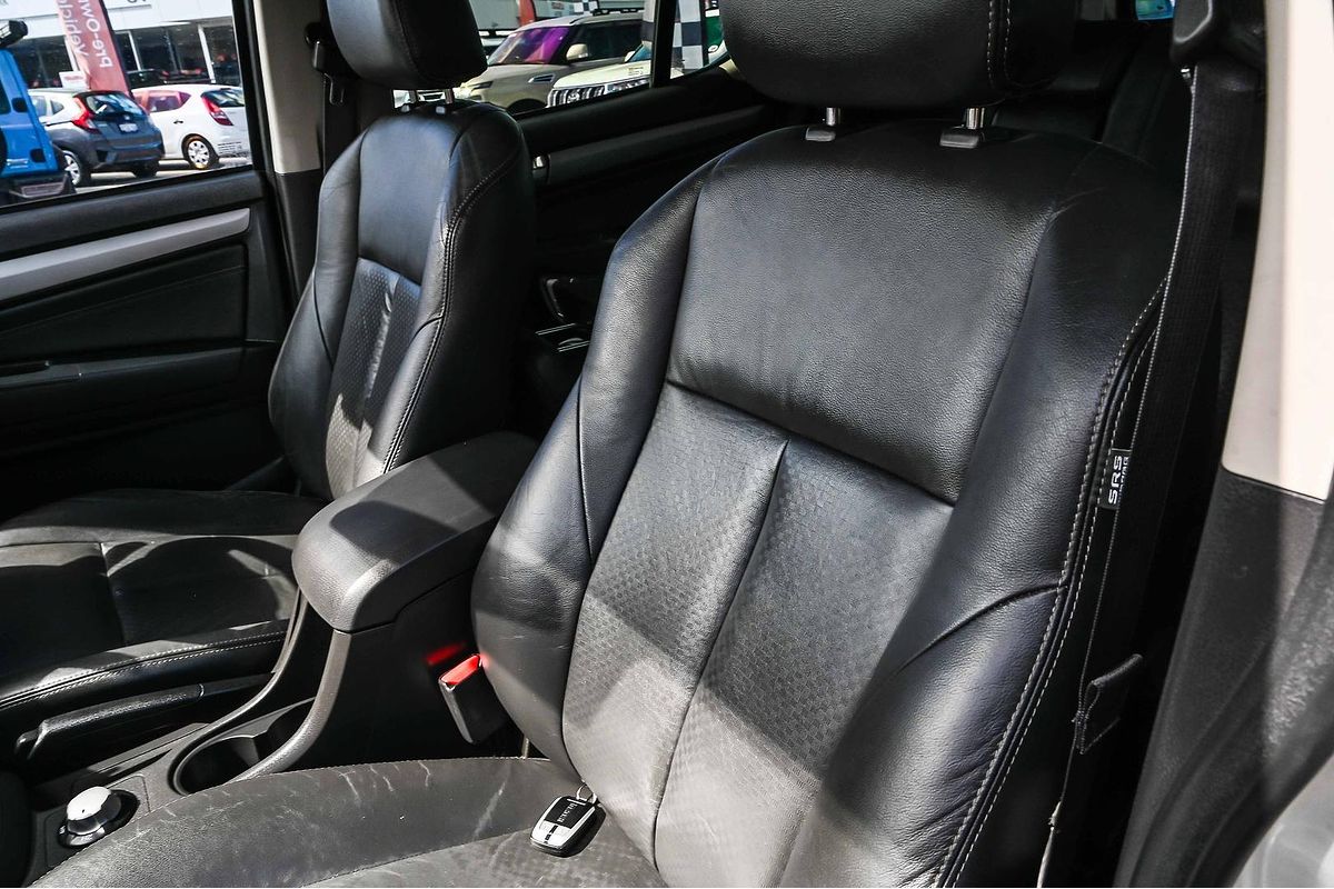 2015 Isuzu MU-X LS-T