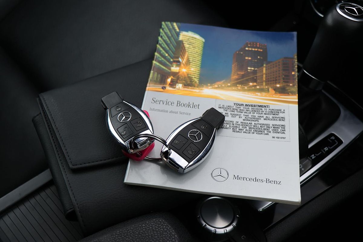 2012 Mercedes-Benz C-Class C200 BlueEFFICIENCY W204