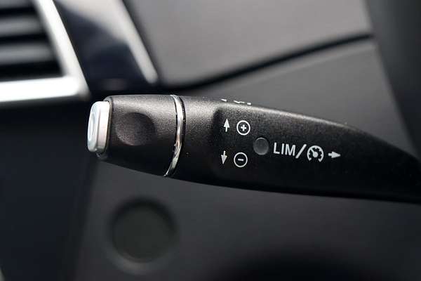 2012 Mercedes-Benz C-Class C200 BlueEFFICIENCY W204