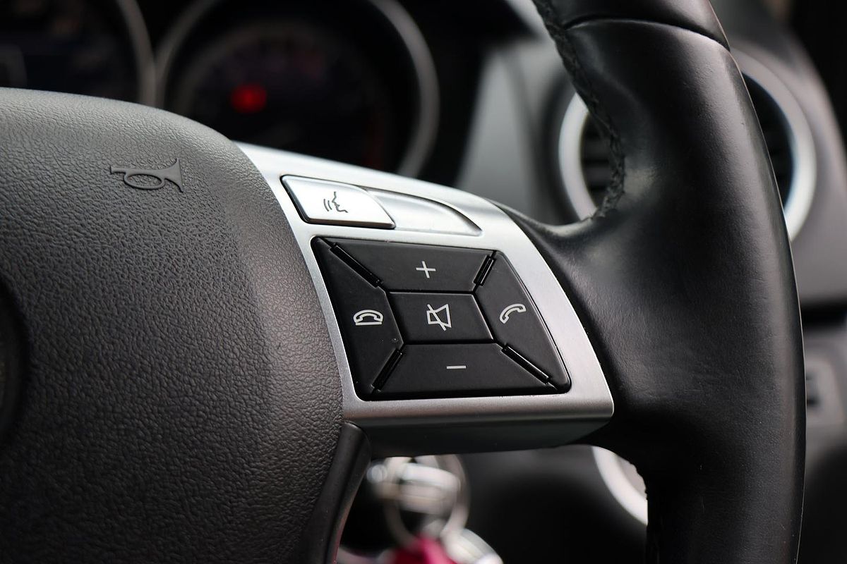 2012 Mercedes-Benz C-Class C200 BlueEFFICIENCY W204