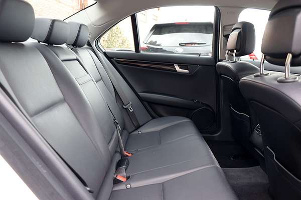 2012 Mercedes-Benz C-Class C200 BlueEFFICIENCY W204
