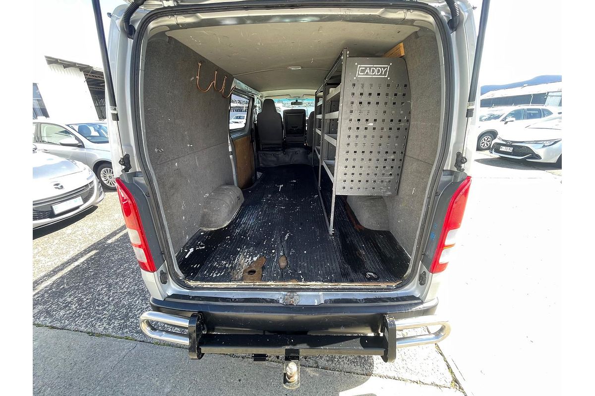 2011 Toyota Hiace TRH201R LWB