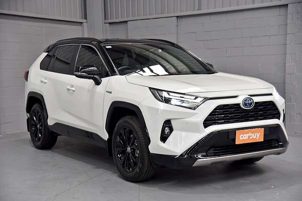 2021 Toyota RAV4 XSE AXAH52R