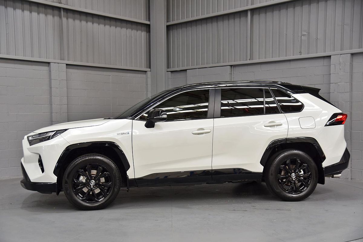 2021 Toyota RAV4 XSE AXAH52R