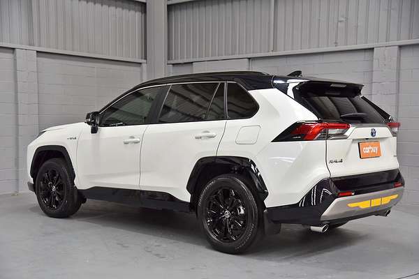 2021 Toyota RAV4 XSE AXAH52R