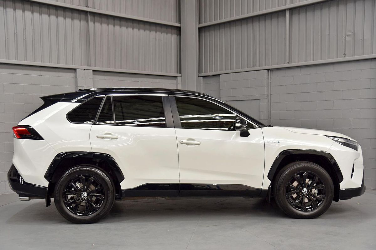 2021 Toyota RAV4 XSE AXAH52R