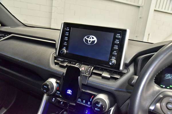2021 Toyota RAV4 XSE AXAH52R