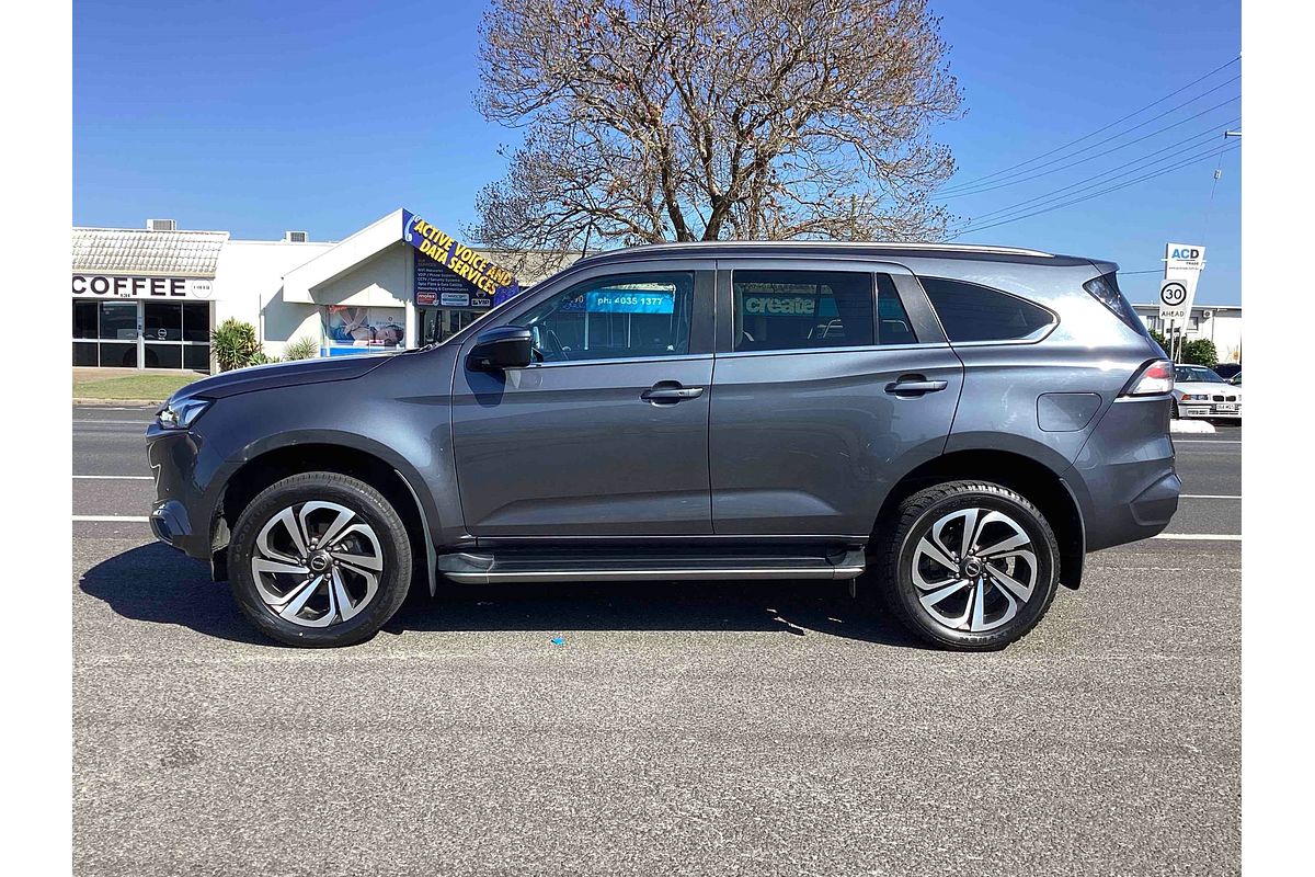 2021 Isuzu MU-X LS-T