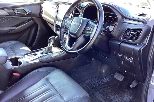 2021 Isuzu MU-X LS-T