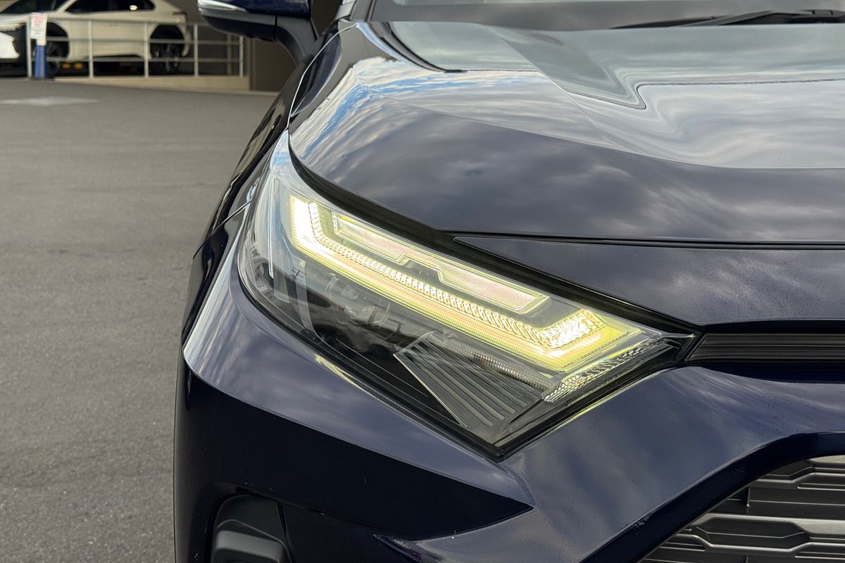 2022 Toyota RAV4 Cruiser AXAH52R