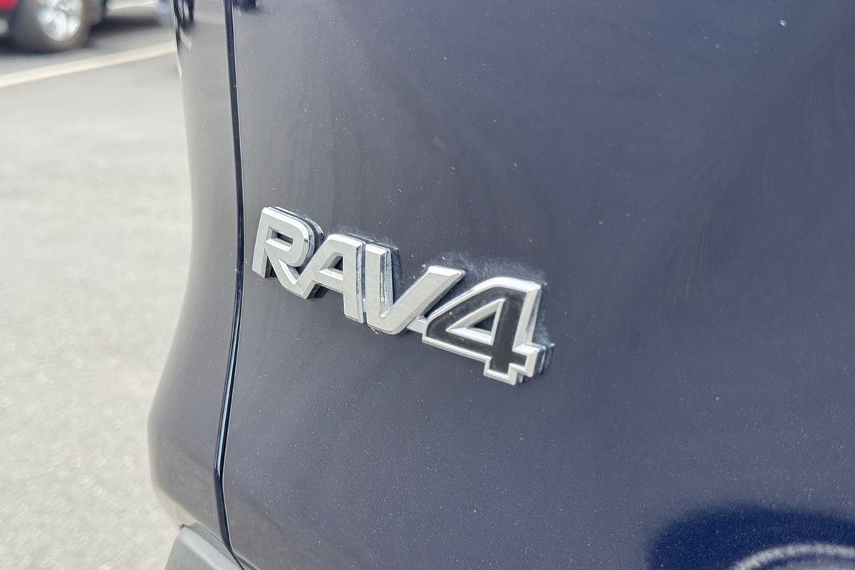 2022 Toyota RAV4 Cruiser AXAH52R