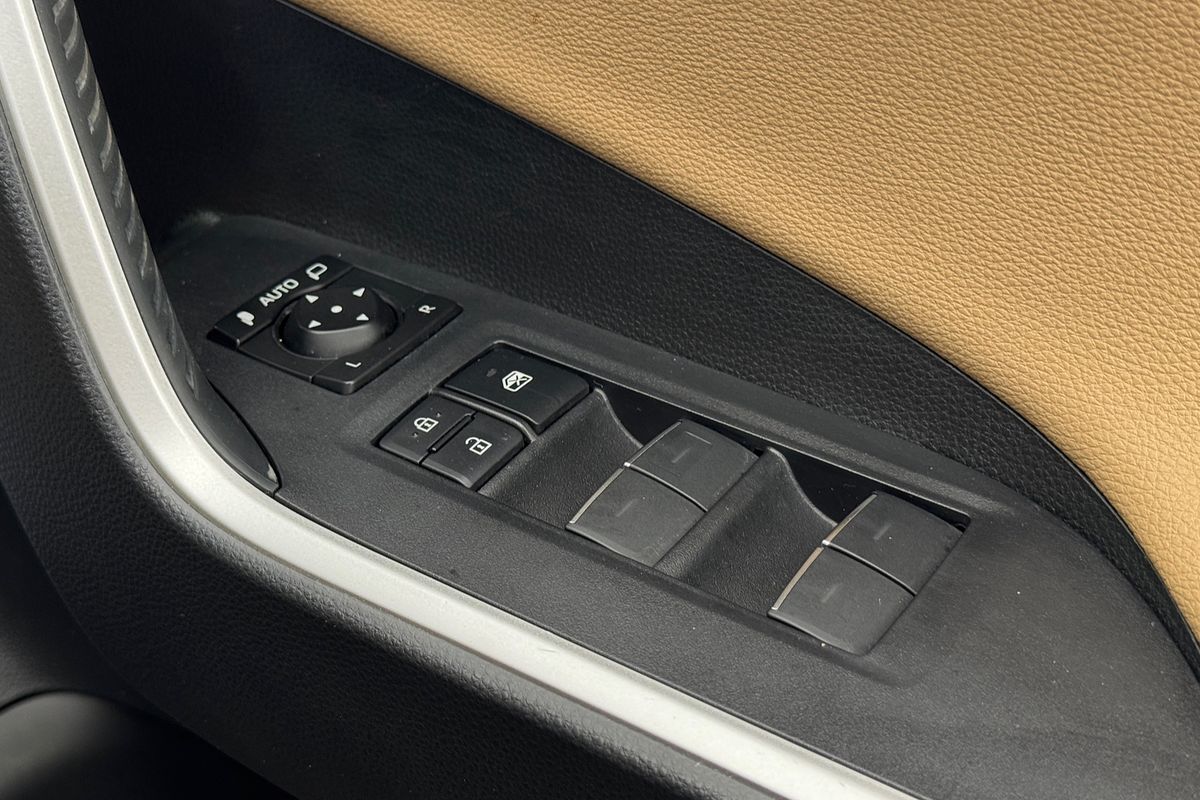 2022 Toyota RAV4 Cruiser AXAH52R
