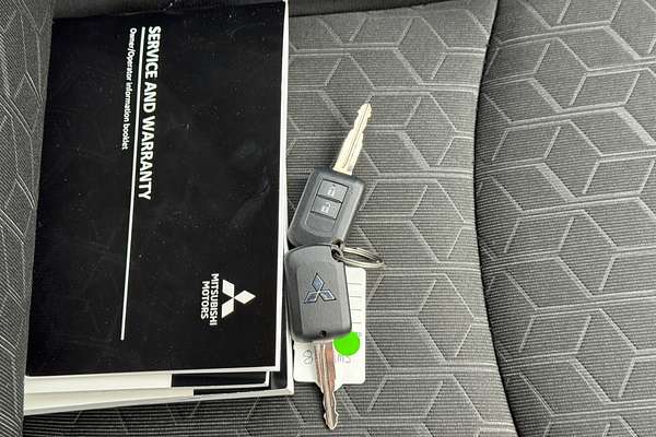 2020 Mitsubishi ASX ES XD