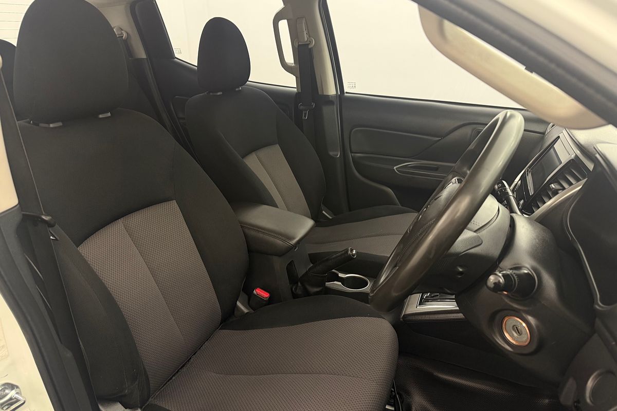 2019 Mitsubishi Triton GLX+ MR 4X4