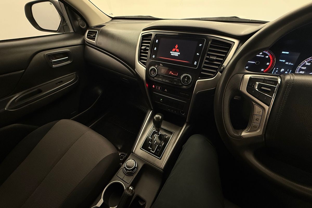 2019 Mitsubishi Triton GLX+ MR 4X4
