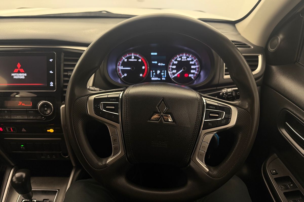 2019 Mitsubishi Triton GLX+ MR 4X4