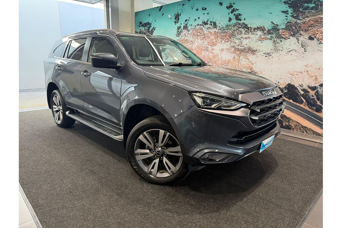 2024 Isuzu MU-X LS-T