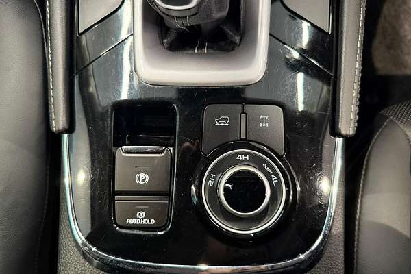 2024 Isuzu MU-X LS-T