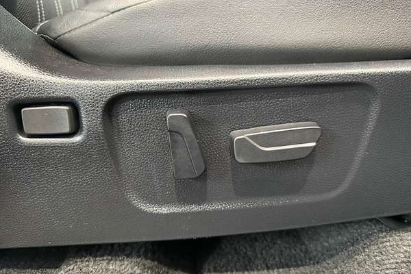 2024 Isuzu MU-X LS-T