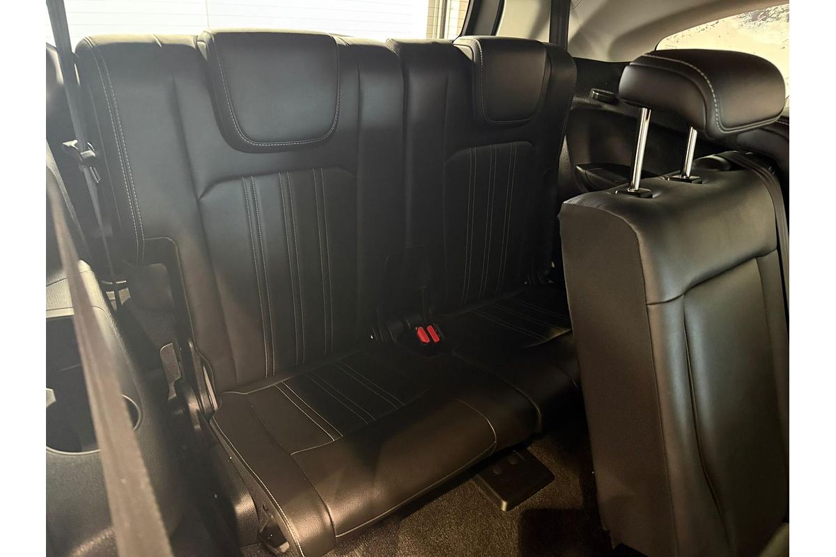 2024 Isuzu MU-X LS-T