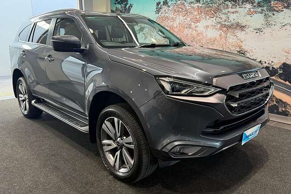 2024 Isuzu MU-X LS-T