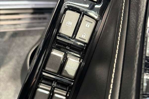 2024 Isuzu MU-X LS-T