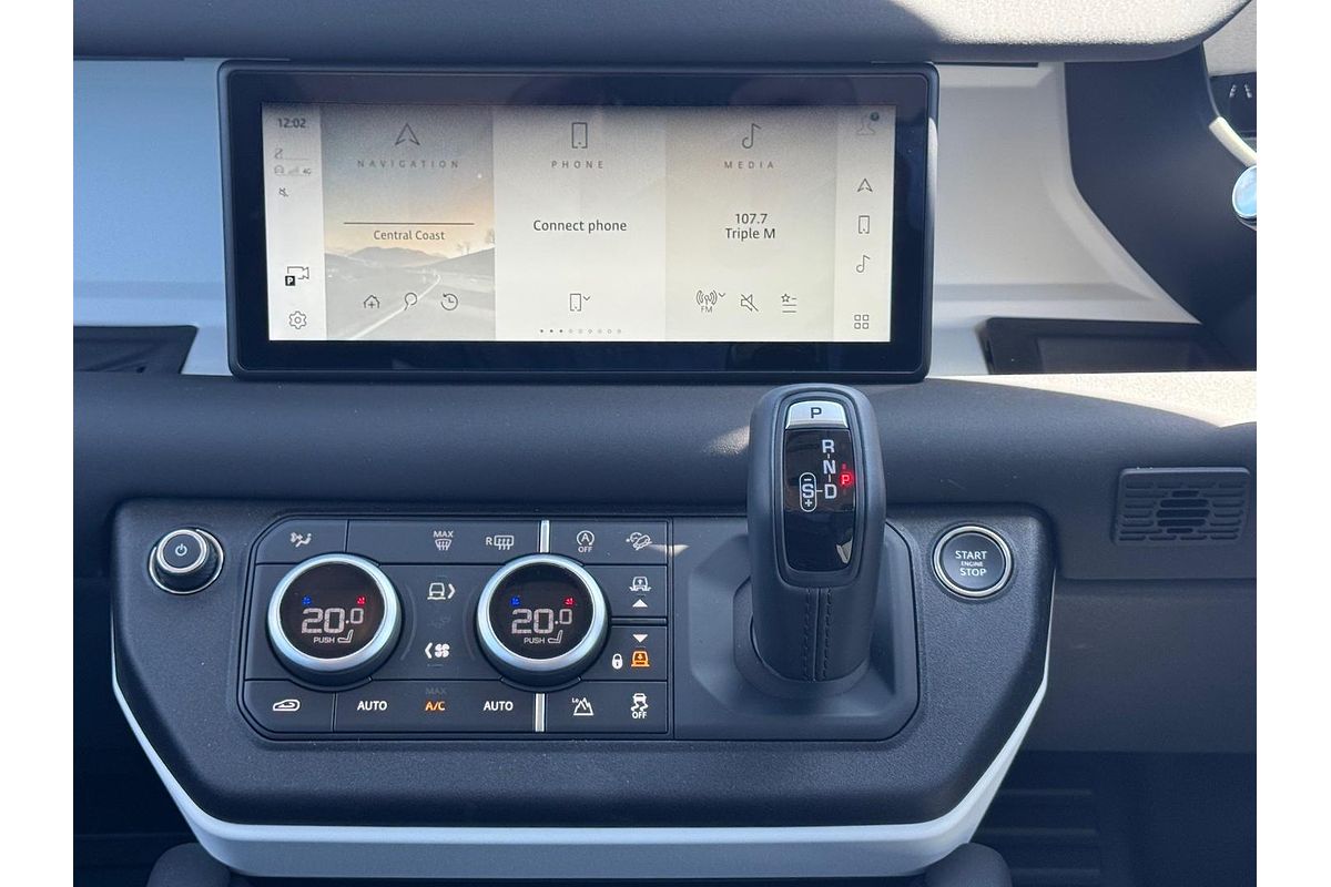 2024 Land Rover Defender 110 P300 S L663