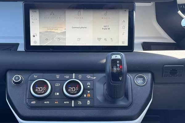2024 Land Rover Defender 110 P300 S L663