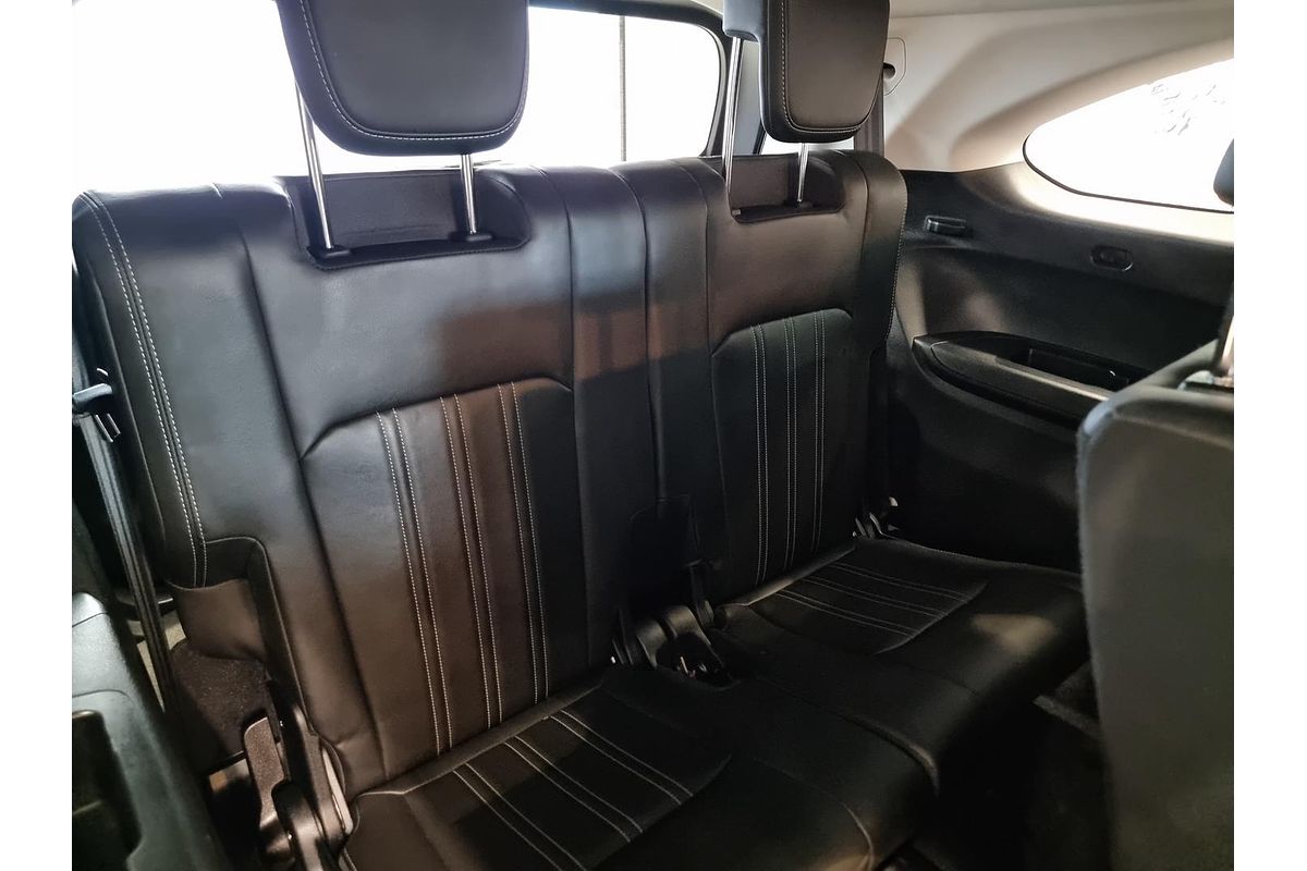 2024 Isuzu MU-X LS-T