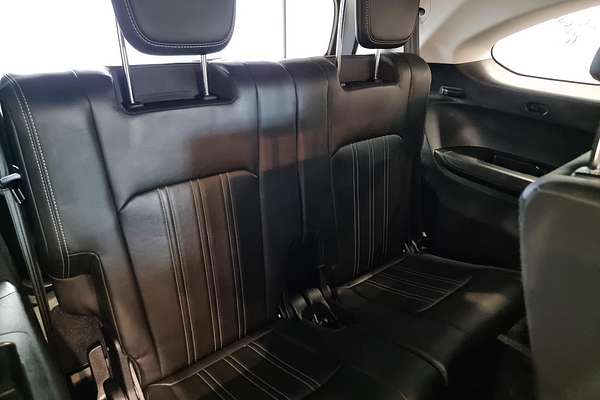 2024 Isuzu MU-X LS-T