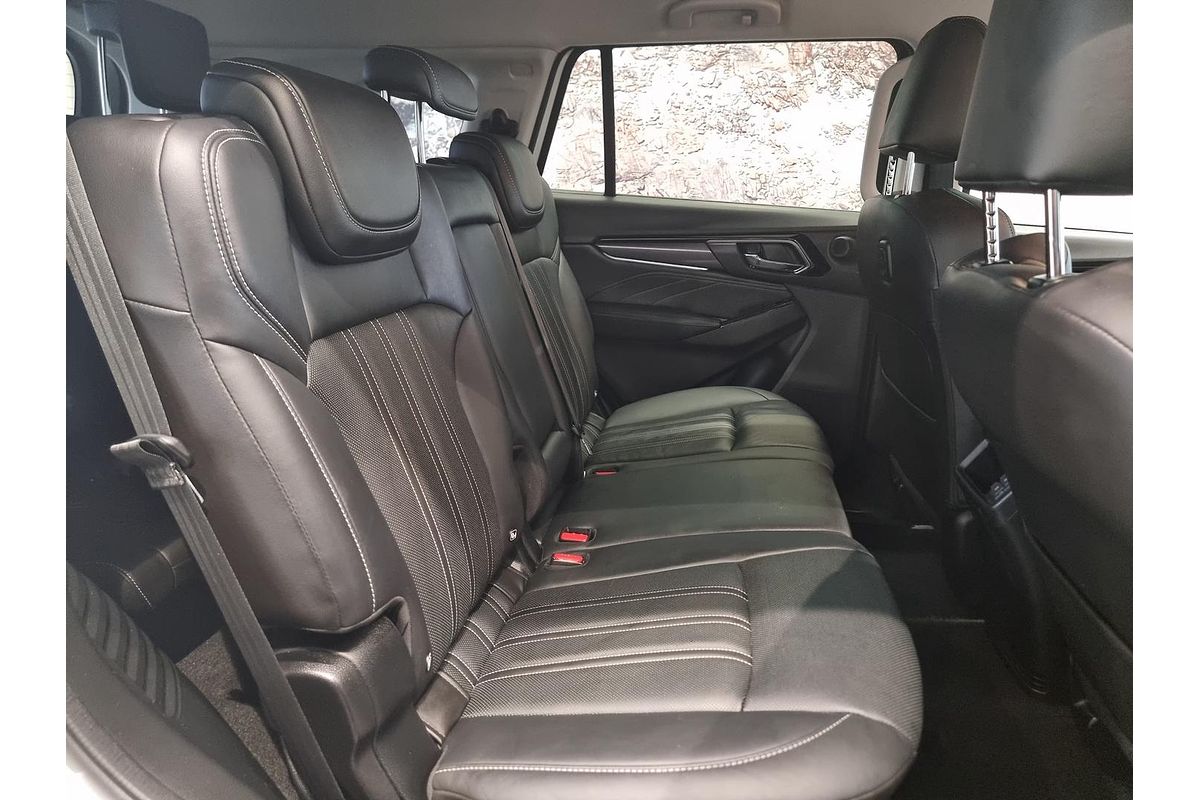 2024 Isuzu MU-X LS-T