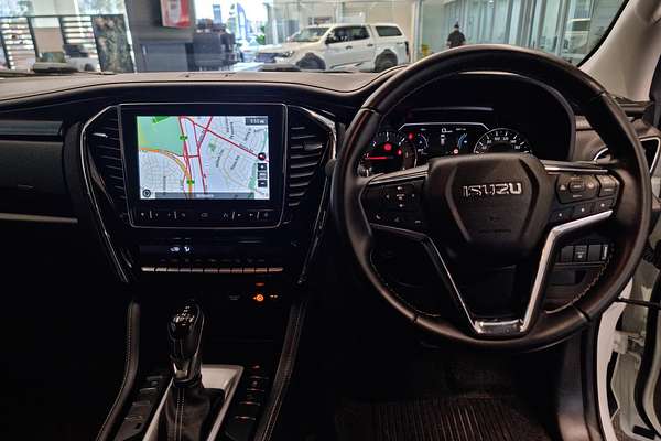 2024 Isuzu MU-X LS-T