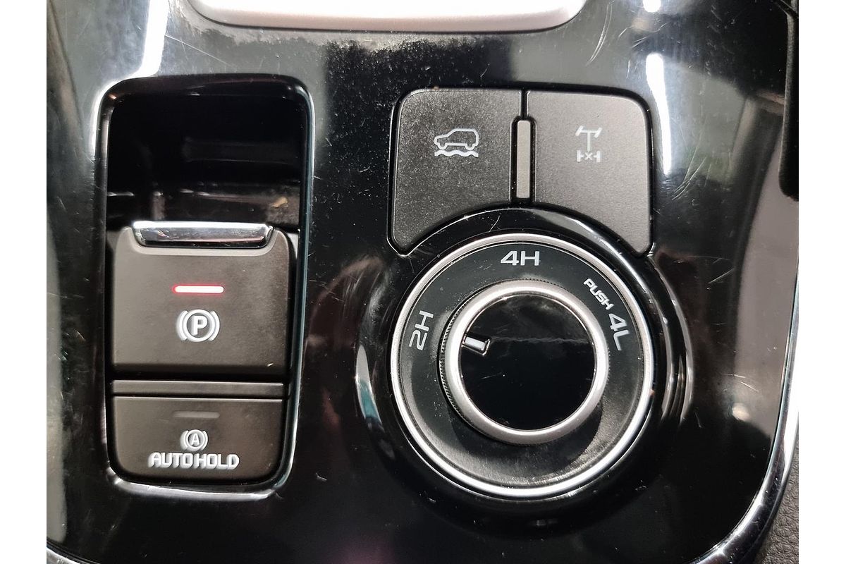 2024 Isuzu MU-X LS-T