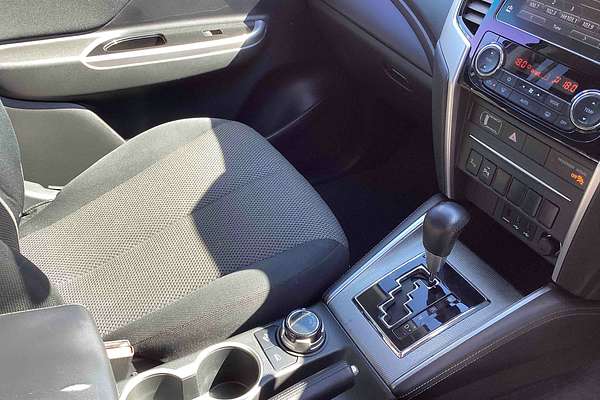 2018 Mitsubishi Triton GLS MR 4X4